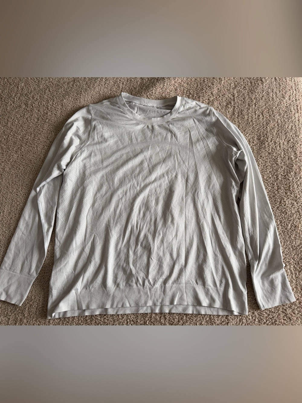 Lululemon Swiftly Tech Long Sleeve 2.0 *Relaxed Fit | Light Gray | Size 12